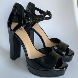GIANNI BINI Black Patent Leather Platform Pump 6.5